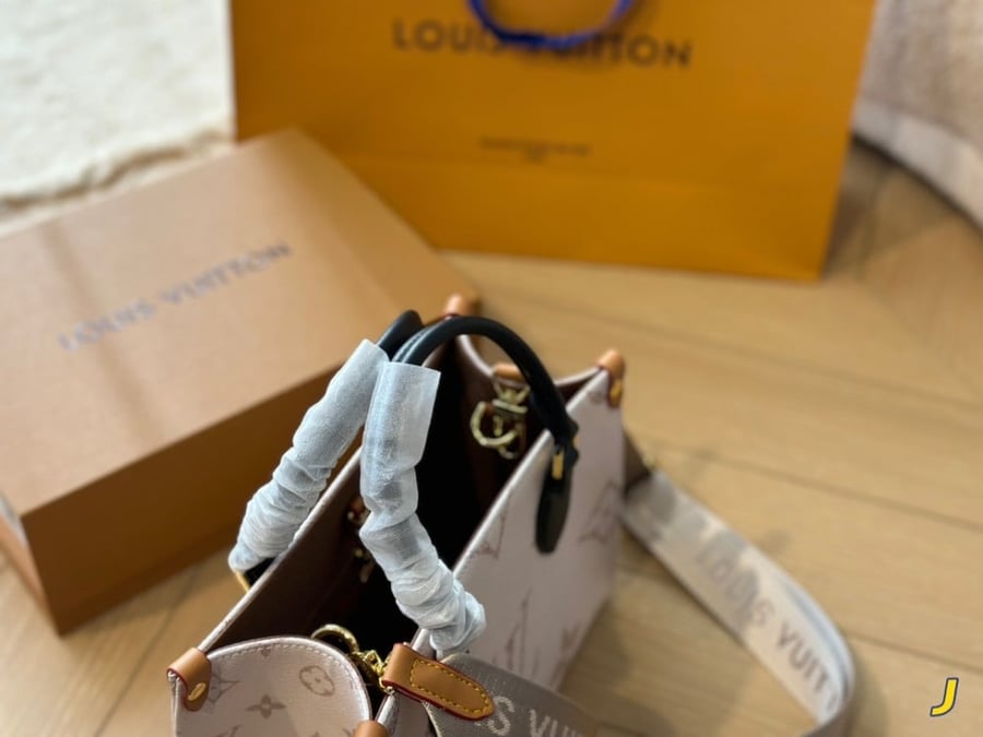 Lv bag(25cm)Wbox