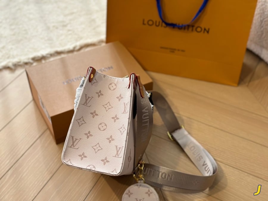 Lv bag(25cm)Wbox