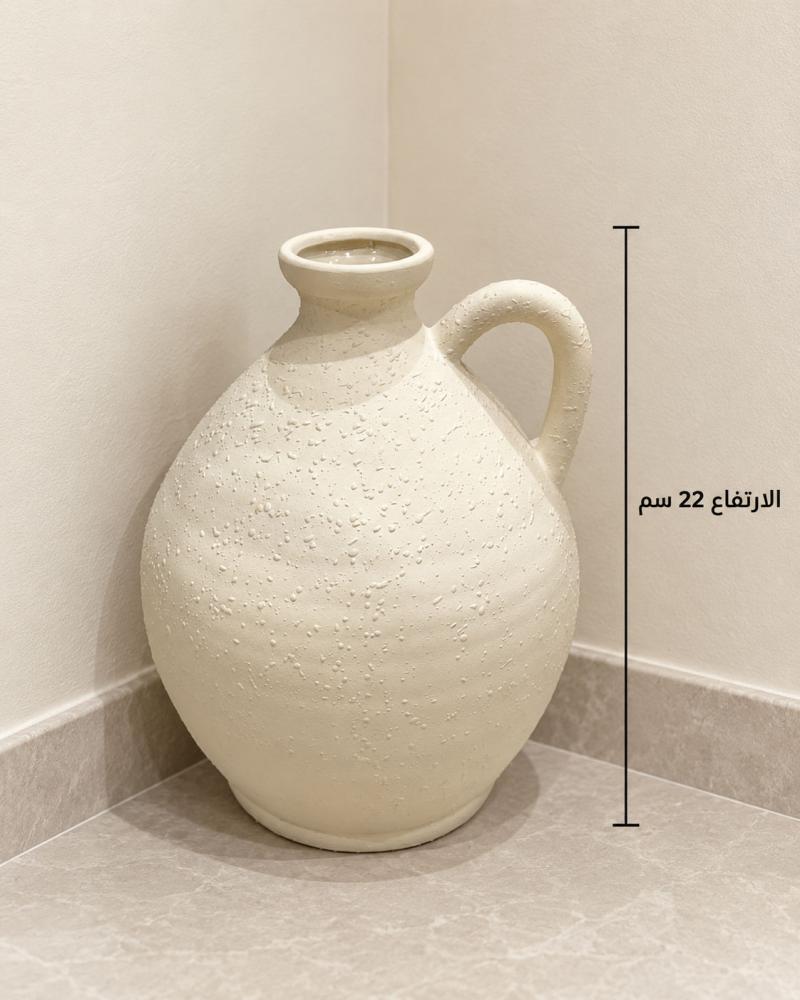 مقاس فازة خزفية أوف وايت ارتفاع 22 سم