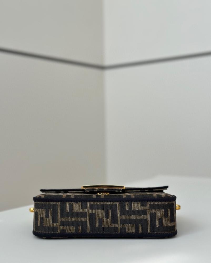 ميني باقيت مقاس 19cm