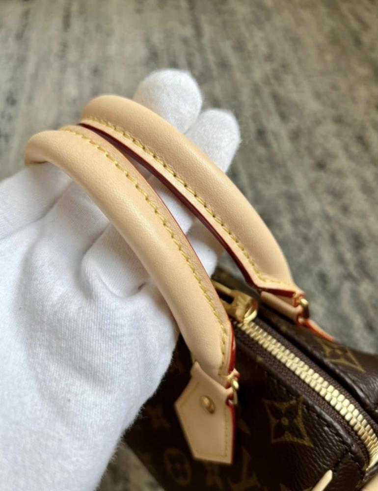 لويس فيتون Speedy Bandoulière 20 مقاس 20.5