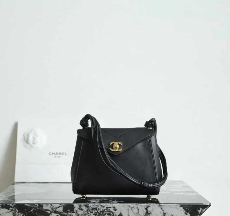 شانيل 26A مقاس 22cm