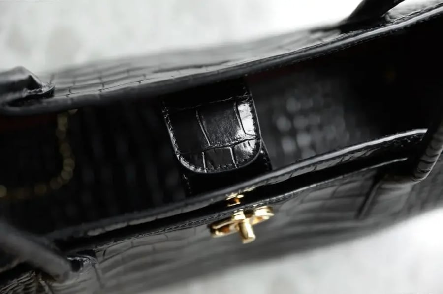 شانيل 26ss مقاس 39cm