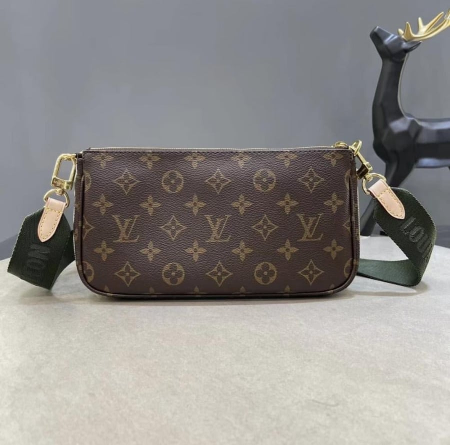 لويس فيتون Multi Pochette مقاس 24cm
