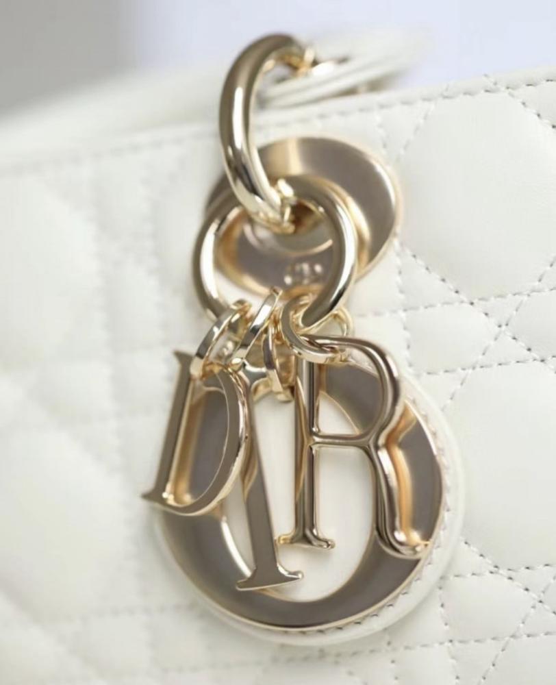 ديور جوي مقاس 22cm