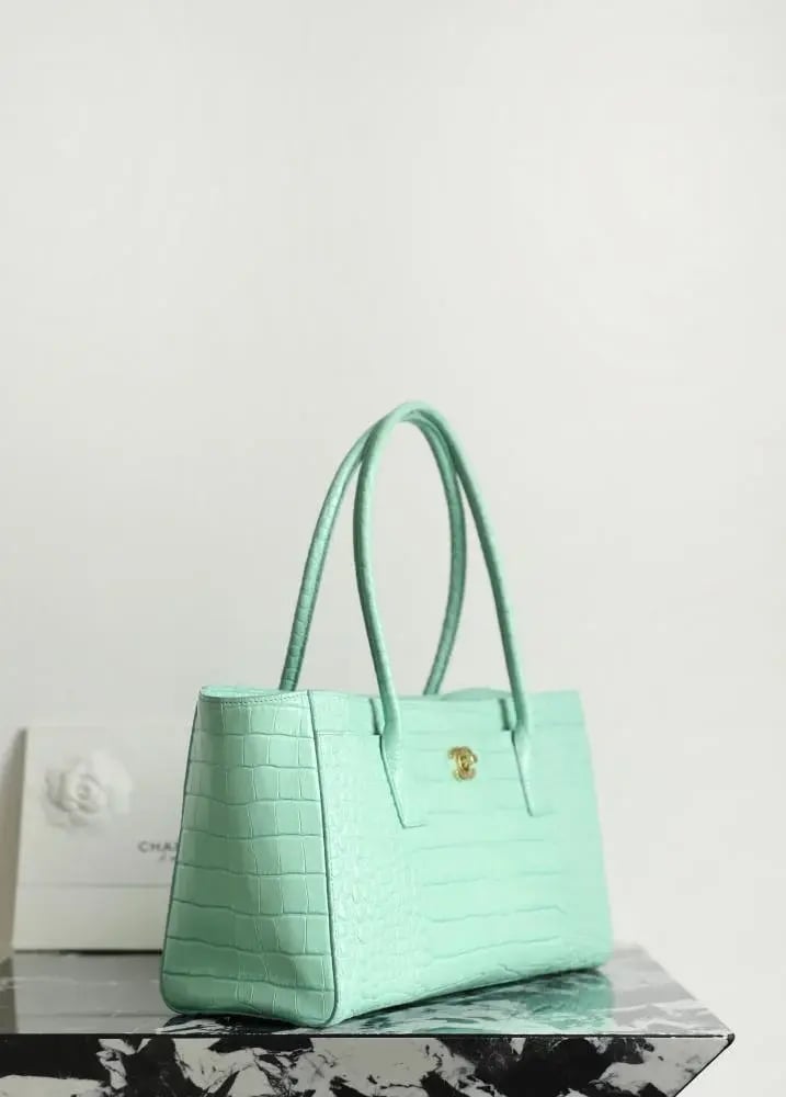 شانيل 26ss مقاس 39cm