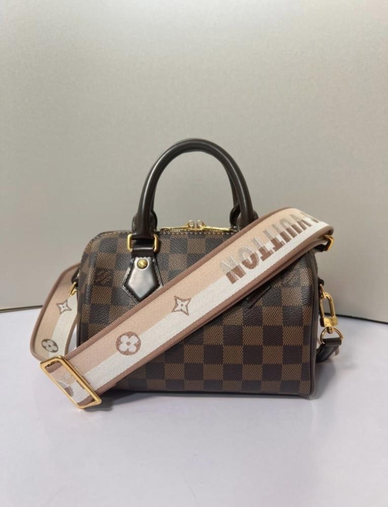 لويس فيتون Speedy Bandoulière20 مقاس 20.5