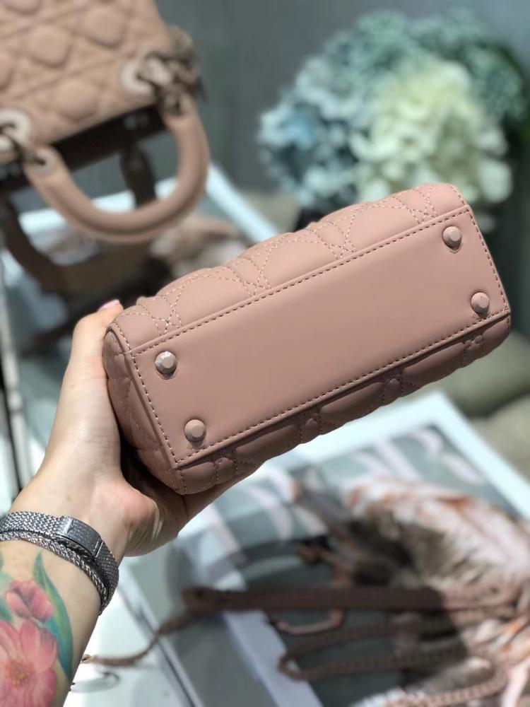 ليدي ديور ميني 17cm