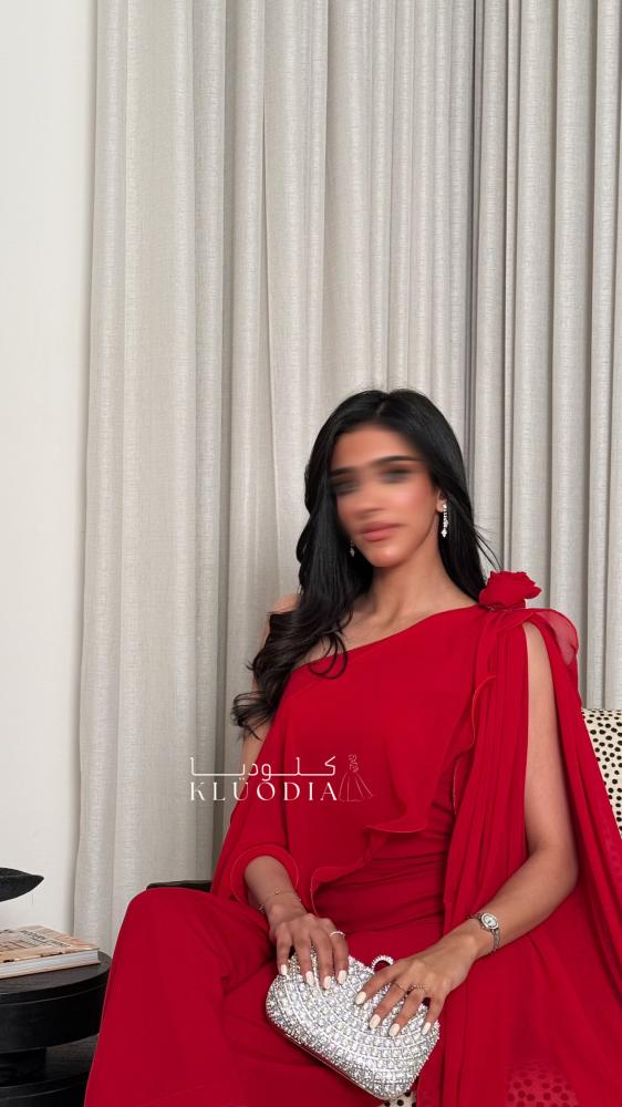 جمبسوت احمر - مظهرا راقيا يبرز جمال قوامك