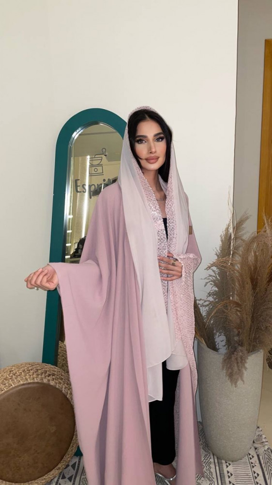 عباية فراشه قماش كريب مغسول شك مخرم بعده الوان .