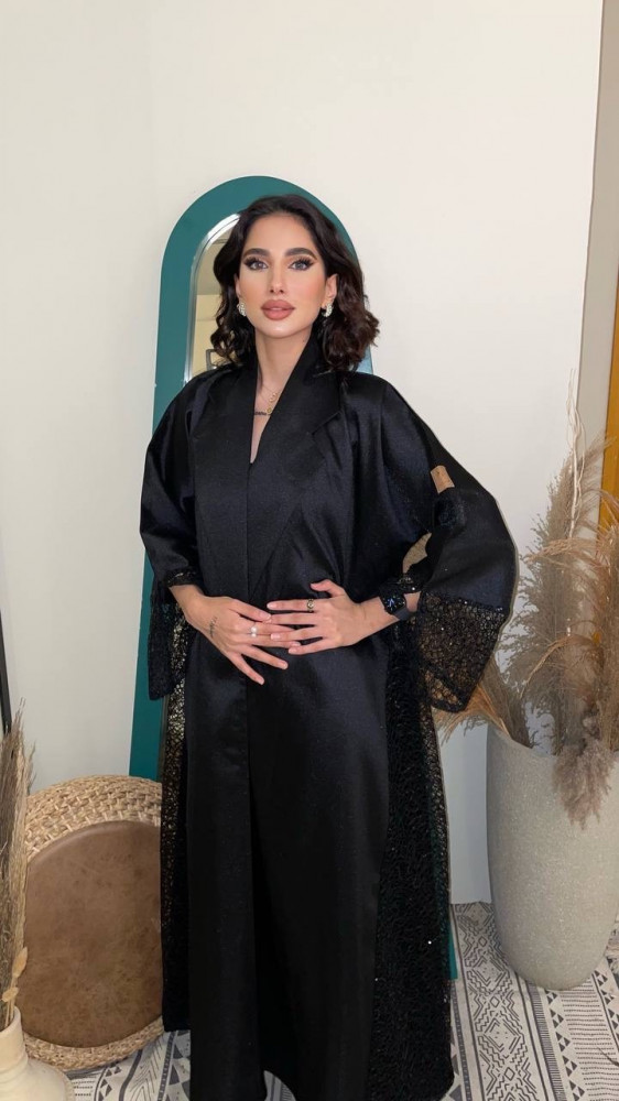 عباية كلوش القماش تفته مع شبك لامع