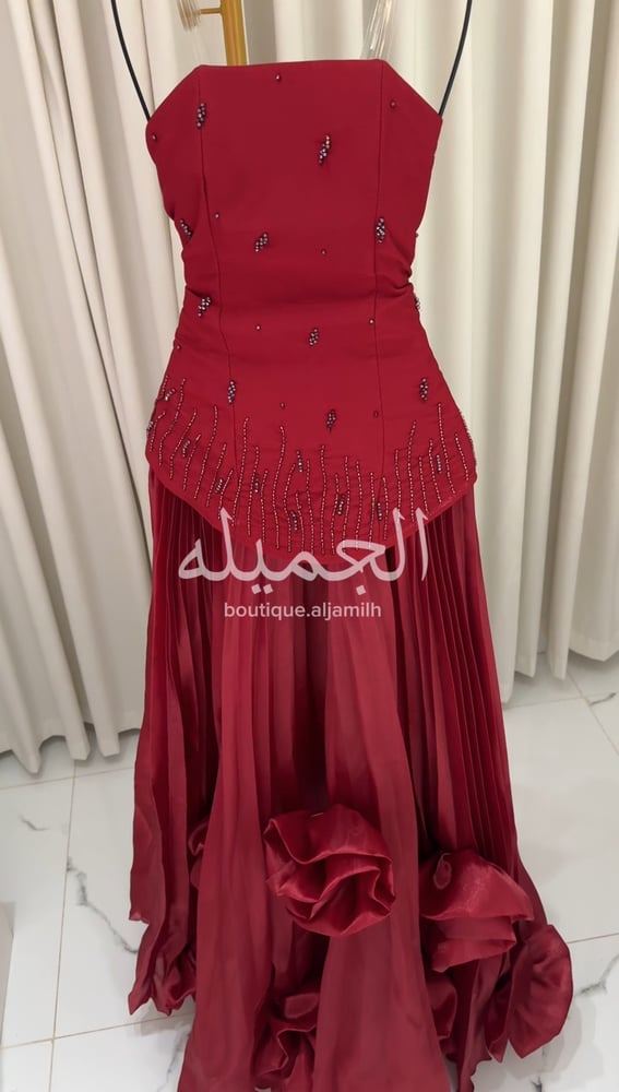 فستان ورد