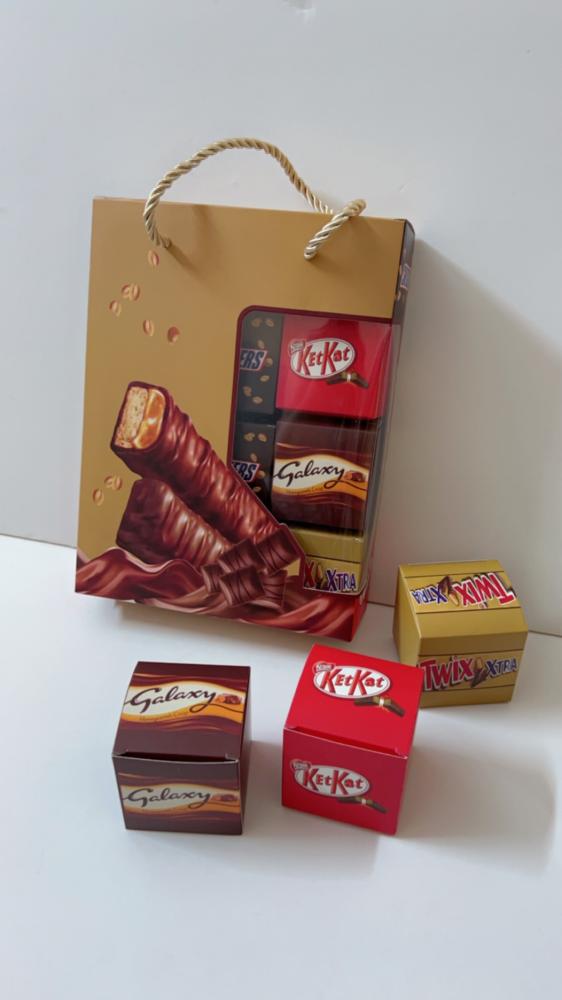 Empty box of sweets - 12 pieces