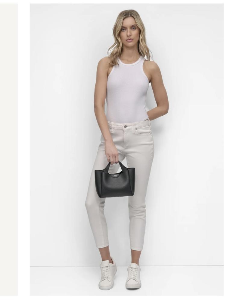 حقيبة من DKNY