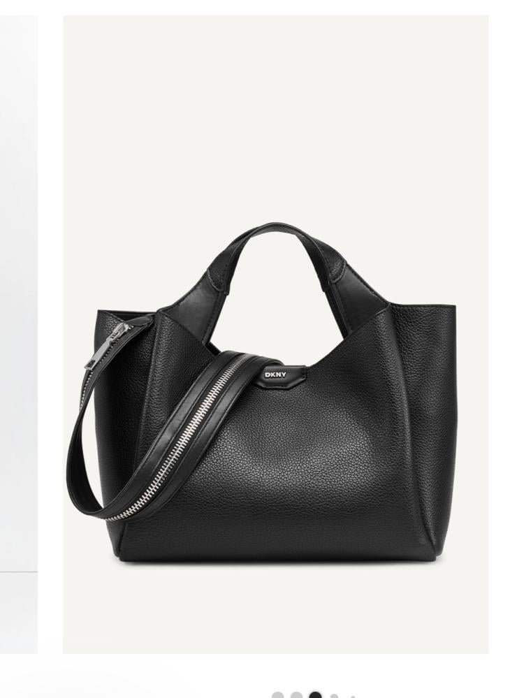 حقيبة من DKNY