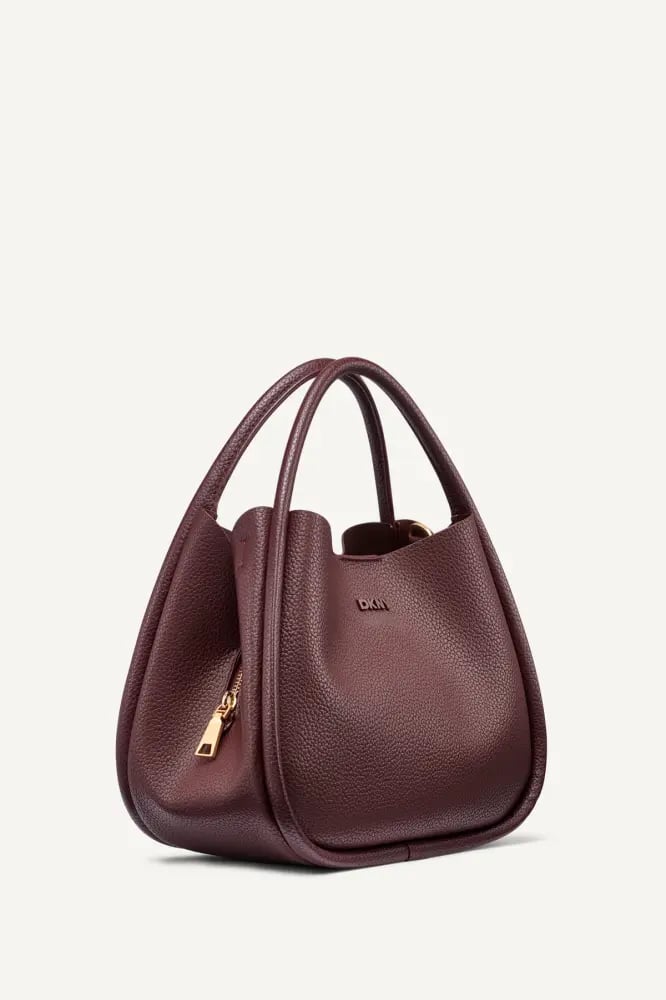 حقيبة من Dkny