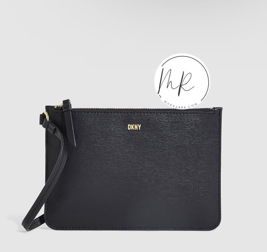 حقيبة من DKNY