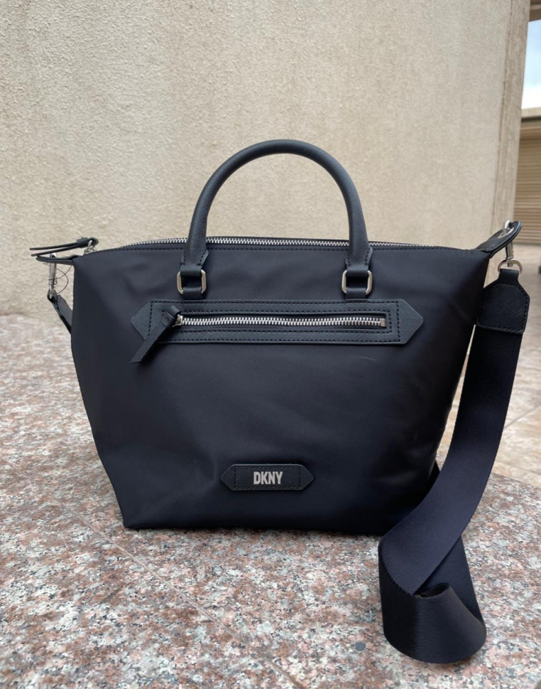DKNY