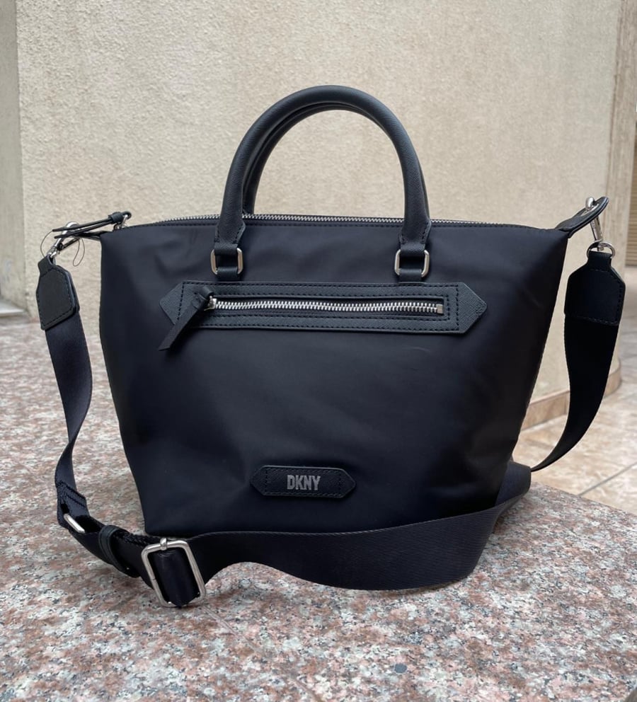 DKNY