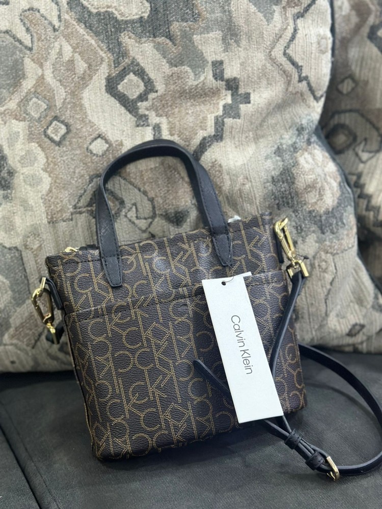 حقيبة من Calvin Klein