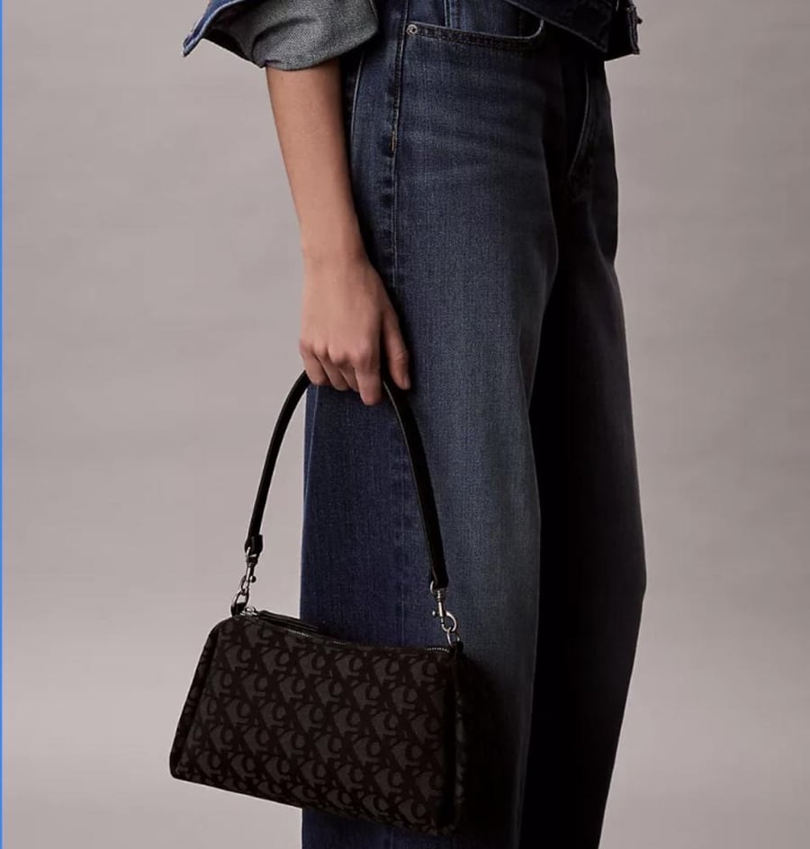 حقيبة من Calvin Klein