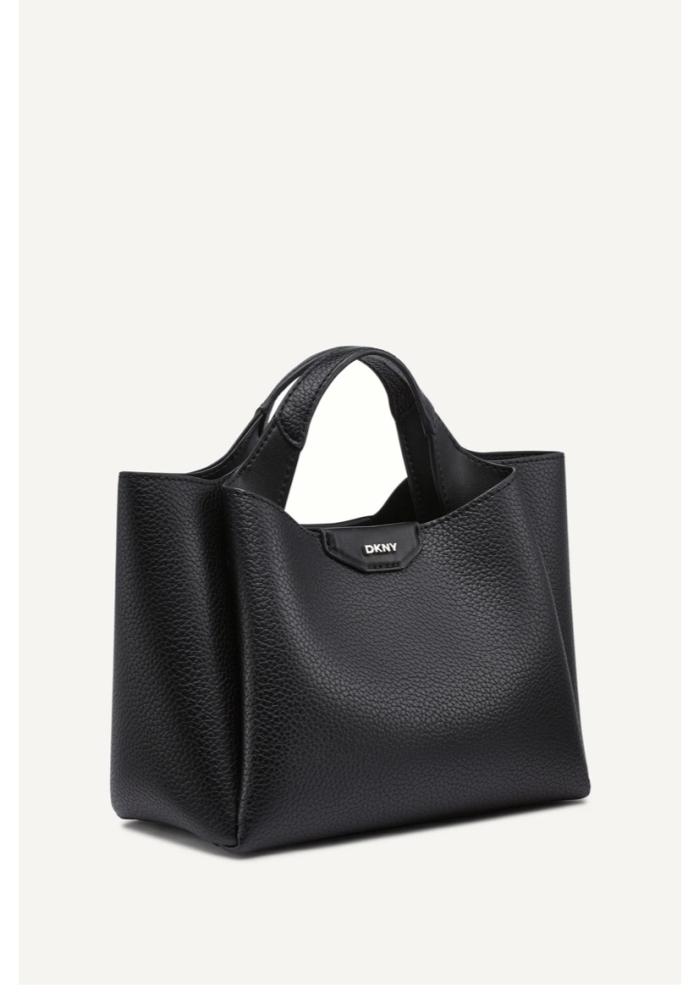 حقيبة من DKNY