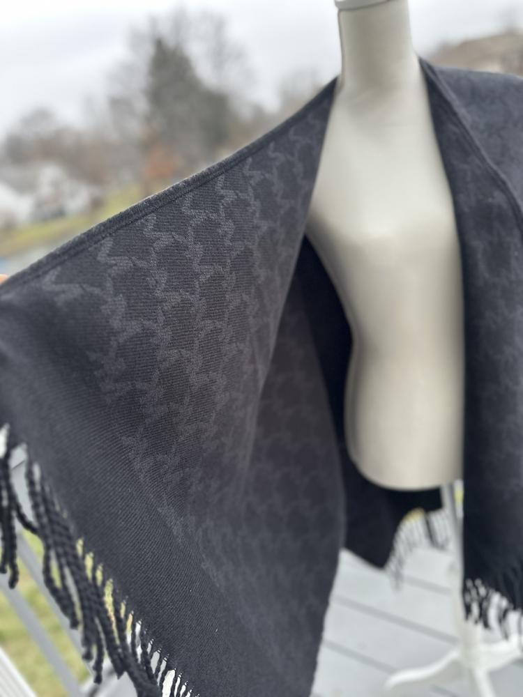 شال من  Michael Kors