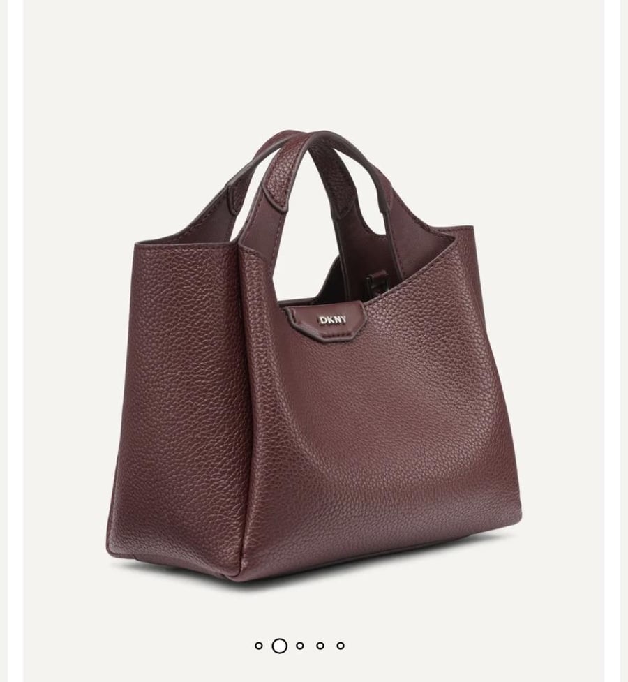 حقيبة من Dkny