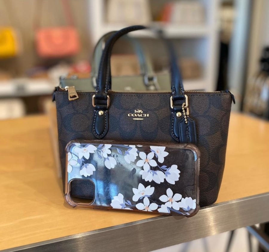 حقيبة من Coach