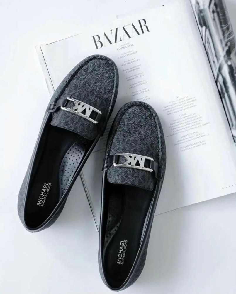 حذاء من Michael Kors