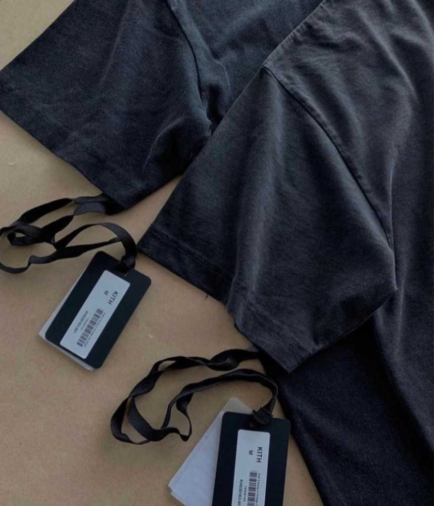 KITH T shirt