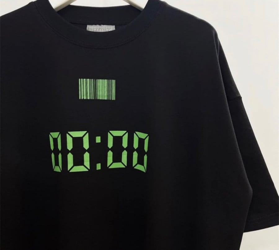 VESTMENTS T-shirt