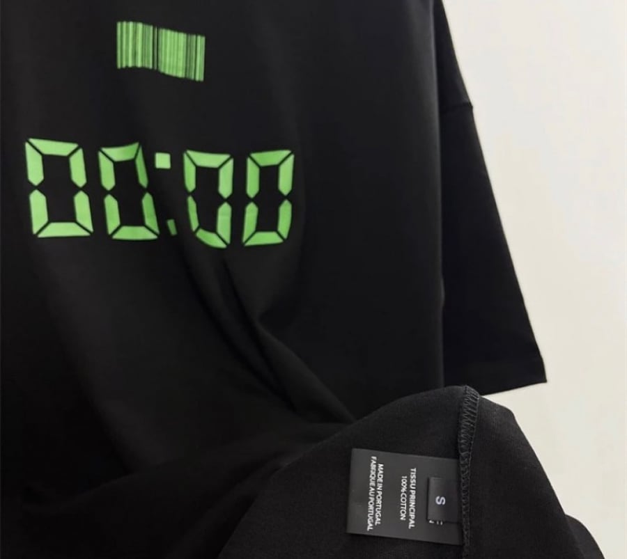 VESTMENTS T-shirt