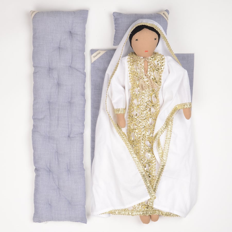 SAUDI DOLL - WHITE
