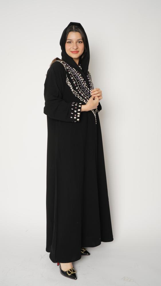 عبايه سوداء عصرية مطرزة تطريز يدوي