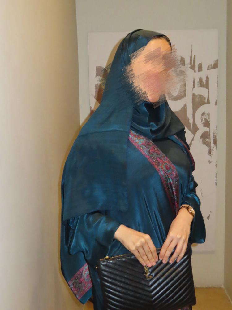 عباية تركواز