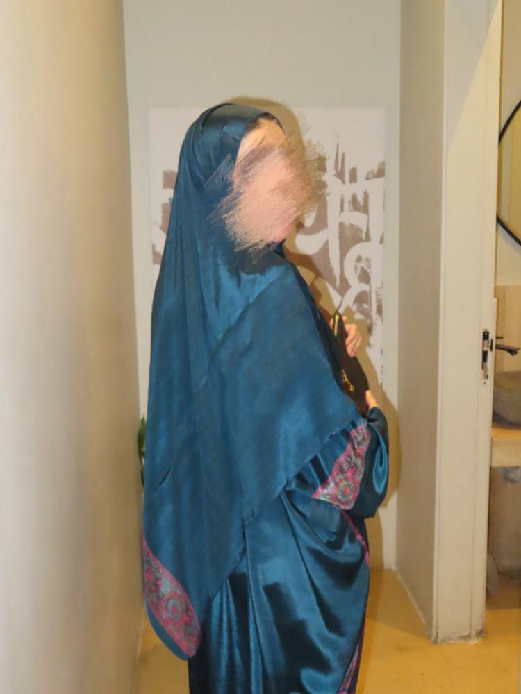 عباية تركواز