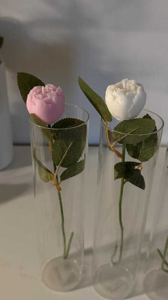 شمعة الفاوانيا المعطرة في فازه قطعه واحده