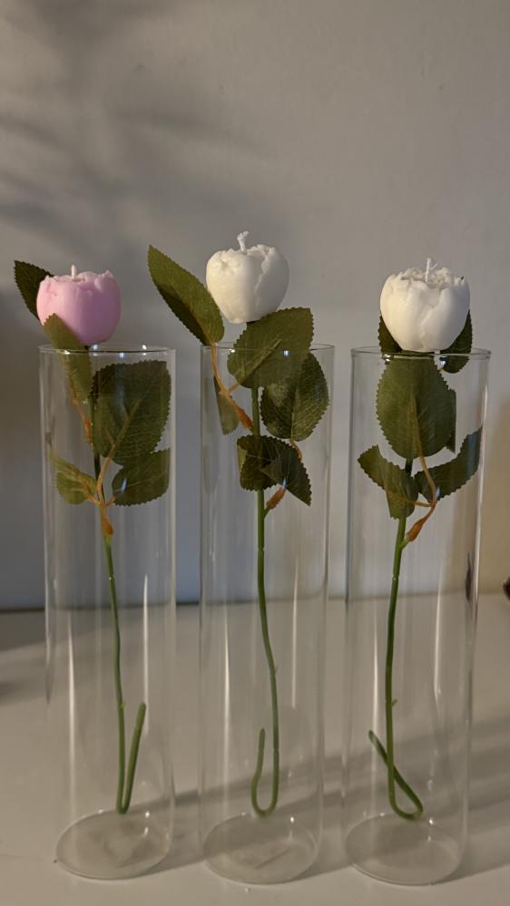 شمعة الفاوانيا المعطرة في فازه قطعه واحده