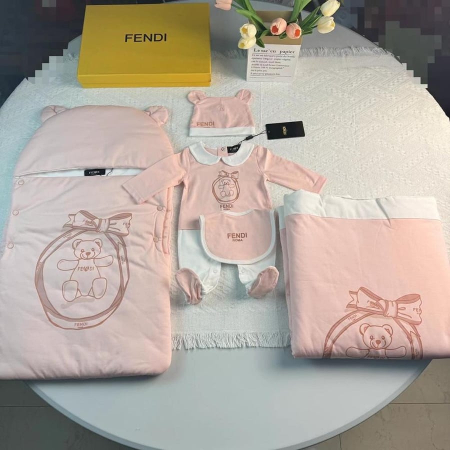 Fendi 5-piece pink set