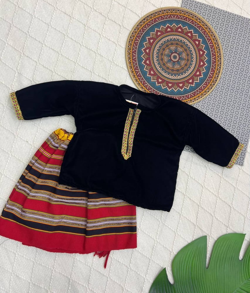 صدره+وزرة بناتي
