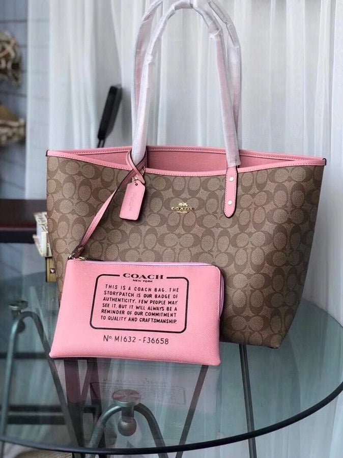 كوتش توت باق دبل فيس
