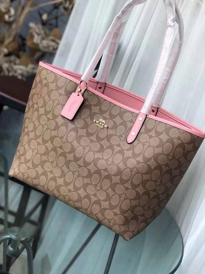 كوتش توت باق دبل فيس