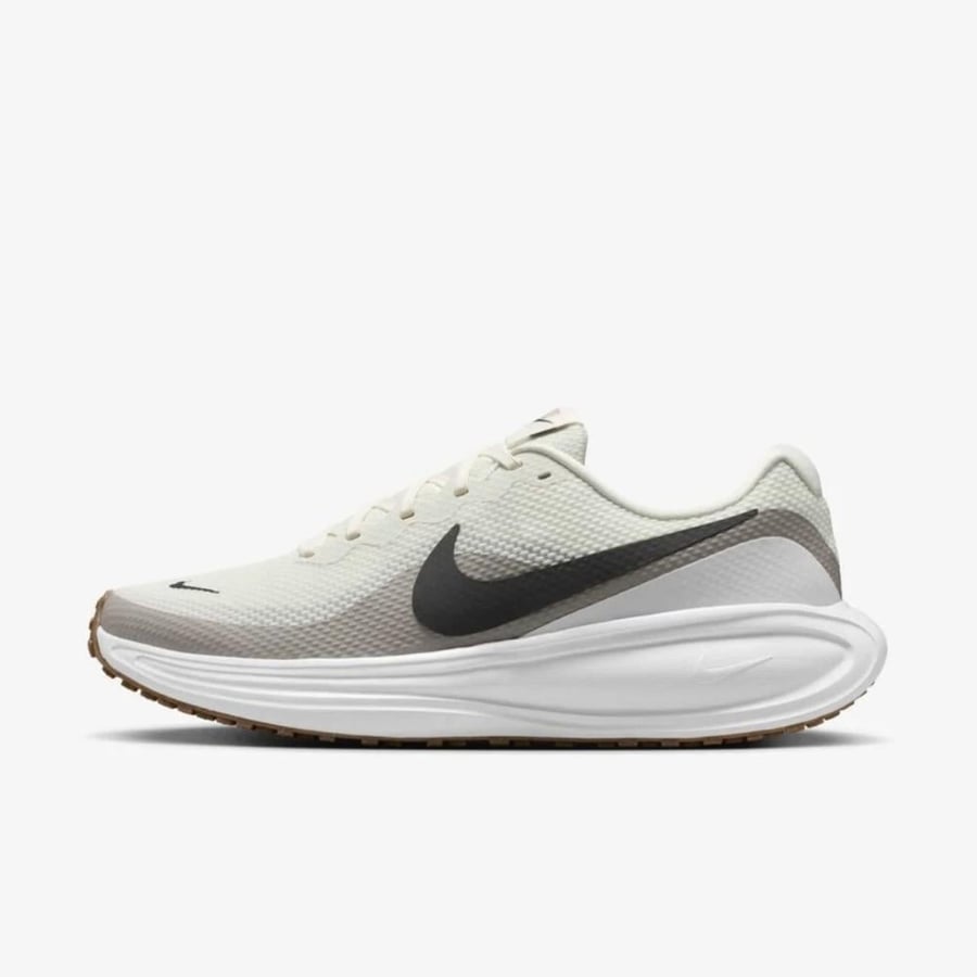 Nike Revolution 8 shoes