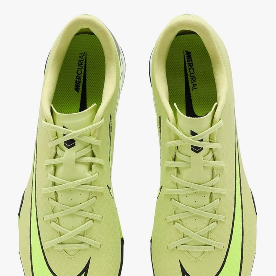 Nike Zoom Fabour 16 Academic TF shoe