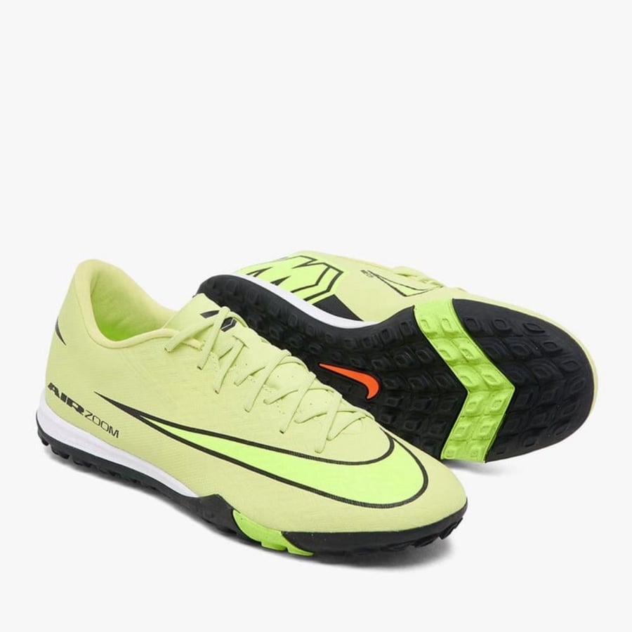 Nike Zoom Fabour 16 Academic TF shoe