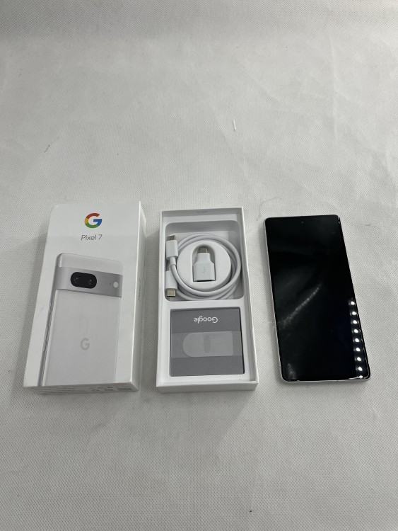 جوجل بكسل 7 , 128 جيجا ، ابيض ، مستعمل اقل من 24 ساعه