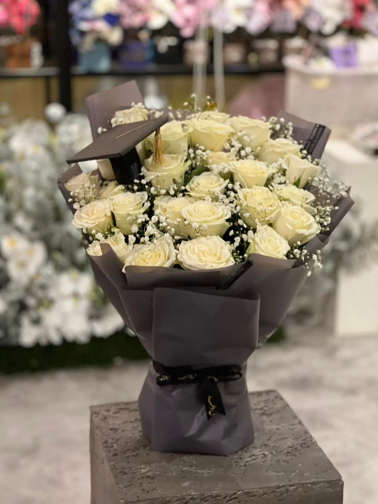 باقة ورد طبيعي