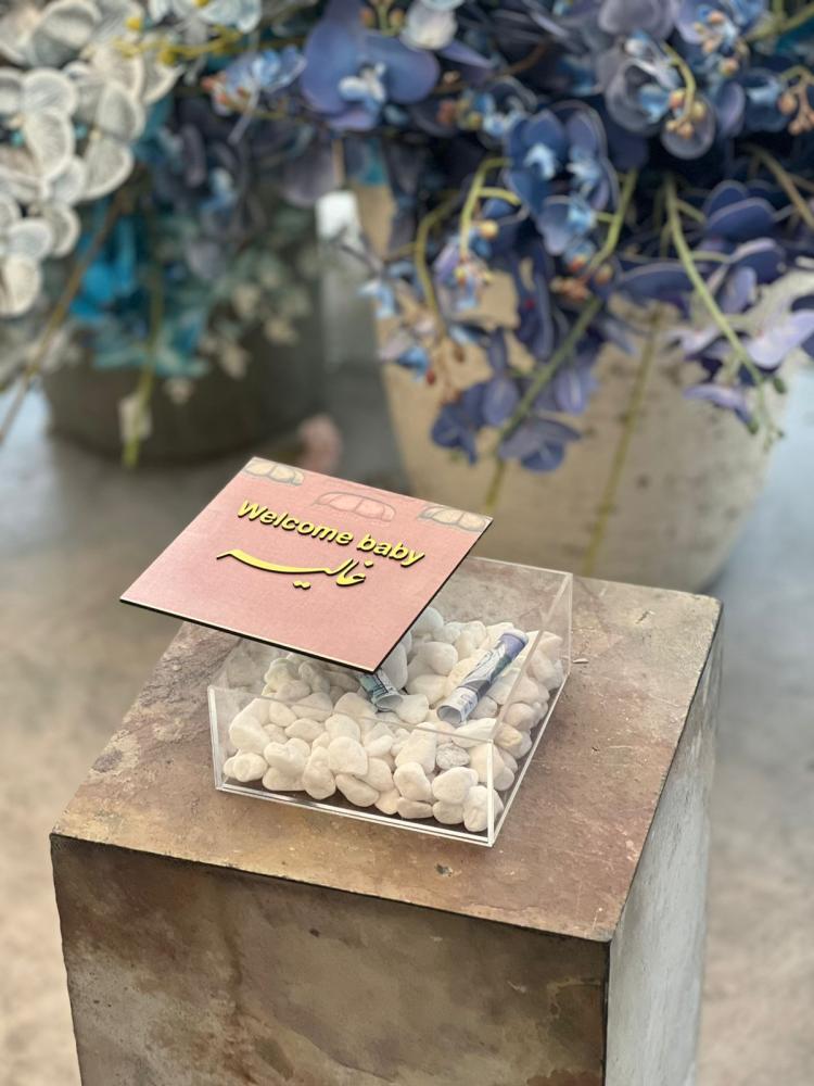 بوكس اكريلك مع غطاء خشب