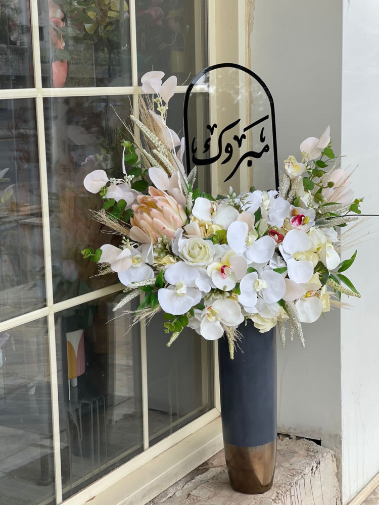 فازه ورد صناعي